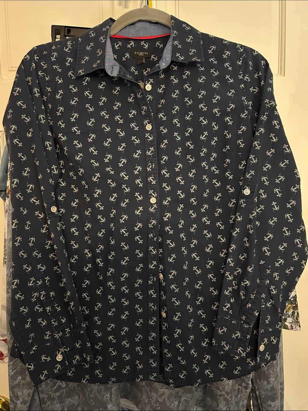 Talbots Navy Button-Down Shirt with White Anchor Print Ladies’ Size 6P. EUC